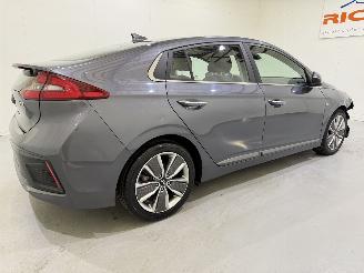 Hyundai Ioniq 1.6 GDI HEV Aut. Navi/Clima picture 6