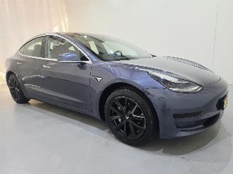 Vaurioauto  passenger cars Tesla Model 3 Standard range Plus RWD  Bjr.2020 2020/8