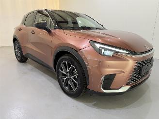 Coche accidentado Lexus LBX 1.5 Hybrid HEV 100kW 2025/10