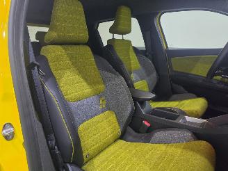 Renault 5 Electric 150 Comfort Range Iconiq Cinq picture 38