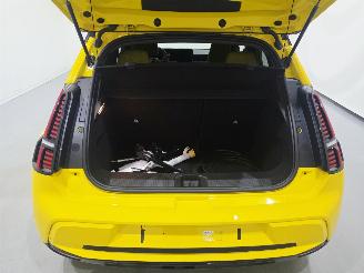 Renault 5 Electric 150 Comfort Range Iconiq Cinq picture 34