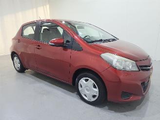 skadebil auto Toyota Yaris 1.0 VVT-i Aspiration 5Drs AC Trekhaak 2012/8