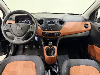 Hyundai I-10 1.0 Blue i-Motion Comfort Plus picture 7