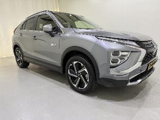 skadebil auto Mitsubishi Eclipse Cross 2.4 PHEV 4WD Intense+ 2022/10
