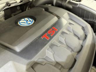 Volkswagen Tiguan 2.0 TSI 4Motion Highline R Aut7 picture 17