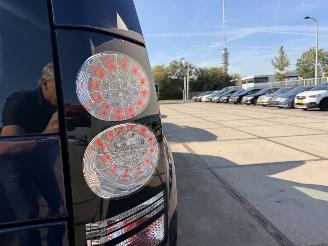 Land Rover Discovery 4 3.0 SDV6 HSE Leder Panorama Grijs Kent! picture 21