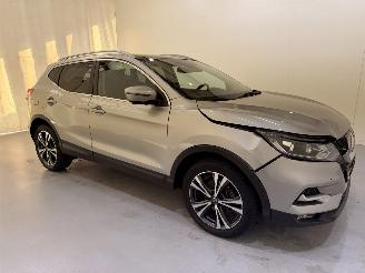 škoda osobní automobily Nissan Qashqai 1.2 DIG-T 115pk N-Connecta Panoramadak 2018/11