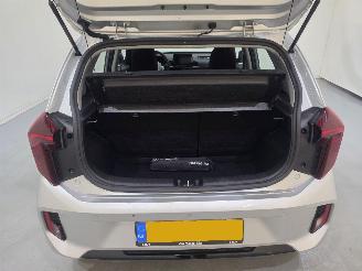Kia Picanto 1.0 DPI DynamicLine 5Drs Bjr.2025 picture 32