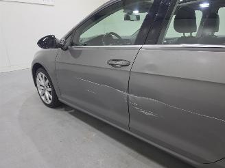 Volkswagen Golf  picture 14
