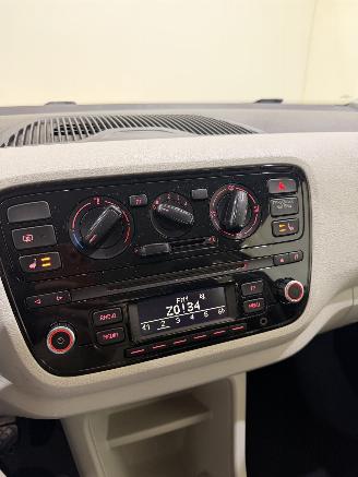 Volkswagen Up! 1.0 Take Up Airco Stoelverwarming picture 17