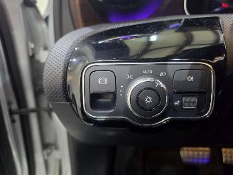 Mercedes A-klasse 200 Launch Edition Premium Plus AMG Line bjr.2018 picture 30