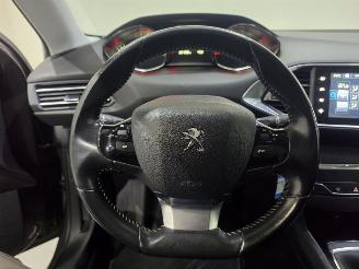 Peugeot 308 SW 1.2 E-THP Blue Lease Executive 81Kw Glazen-dak picture 12