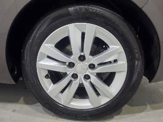 Peugeot 308 SW 1.2 E-THP Blue Lease Executive 81Kw Glazen-dak picture 25