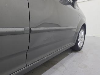 Toyota Corolla Verso 1.8 VVT-I Luna 7.P AUT LEDER picture 12