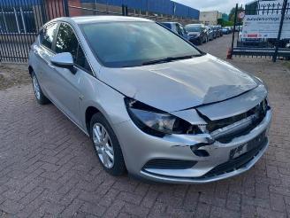 Sloopauto Opel Astra Astra K, Hatchback 5-drs, 2015 / 2022 1.6 CDTI 110 16V 2019/5