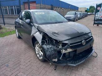 Coche siniestrado Opel Corsa Corsa F (UB/UH/UP), Hatchback 5-drs, 2019 1.2 Turbo 12V 100 2020/11