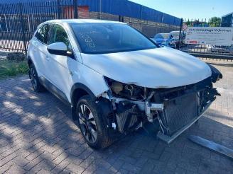 Vrakbiler auto Opel Grandland Grandland (X), SUV, 2017 1.2 Turbo 12V 2018/5