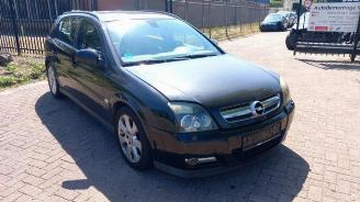  Opel Signum Signum (F48), Hatchback 5-drs, 2003 / 2008 3.2 V6 24V 2004/9