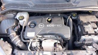Opel Adam Adam, Hatchback 3-drs, 2012 / 2019 1.0 Ecotec 12V SIDI Turbo picture 9