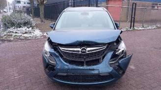 Opel Zafira Zafira Tourer (P12), MPV, 2011 / 2019 1.4 Turbo 16V EcoFLEX picture 2