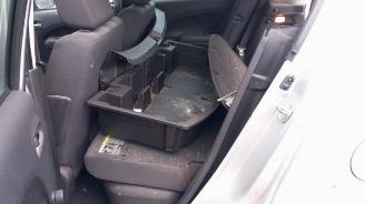 Opel Agila Agila (B), MPV, 2008 / 2014 1.0 12V picture 16