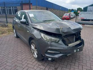 Vrakbiler auto Opel Grandland Grandland (X), SUV, 2017 1.2 Turbo 12V 2019/4