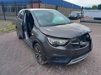 Vrakbiler auto Opel Crossland Crossland (X), SUV, 2017 1.2 12V 2019/5