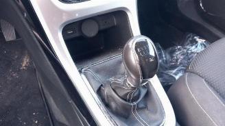 Opel Astra Astra J Sports Tourer (PD8/PE8/PF8), Combi, 2010 / 2015 1.4 Turbo 16V picture 20