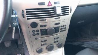 Opel Astra Astra H (L48), Hatchback 5-drs, 2004 / 2014 1.6 16V picture 18