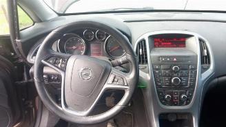 Opel Astra Astra J (PC6/PD6/PE6/PF6), Hatchback 5-drs, 2009 / 2015 1.4 Turbo 16V picture 20