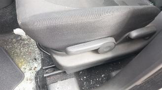 Opel Agila Agila (B), MPV, 2008 / 2014 1.0 12V picture 14