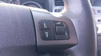 Opel Zafira Zafira (M75), MPV, 2005 / 2015 2.2 16V Direct Ecotec picture 19
