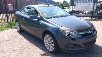 Vrakbiler auto Opel Astra Astra H Twin Top (L67), Cabrio, 2005 / 2010 1.8 16V 2007/6