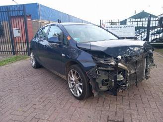 demontáž osobní automobily Opel Astra Astra J (PC6/PD6/PE6/PF6), Hatchback 5-drs, 2009 / 2015 1.4 Turbo 16V 2011/10