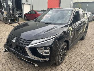 Schadeauto Mitsubishi Eclipse Cross 2.4 Plug in Hybrid Intense +  Automaat  ( Nw prijs 44000,00 ) 2023/8