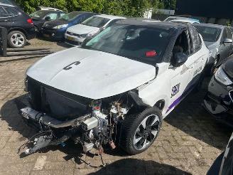 damaged passenger cars Opel Corsa-E Elegance  Automaat 2022/9