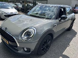 Schadeauto Mini Clubman 1.5 Cooper Chili 2019/9