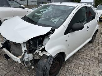 Schadeauto Toyota Aygo 1.0 VVT-I Access  5 Drs 2014/5