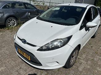 Unfallwagen Ford Fiesta 1.6 TDCI 2010/10
