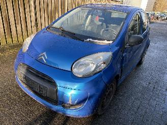 damaged passenger cars Citroën C1 1.0-12V  Seduction 5  drs 2011/2