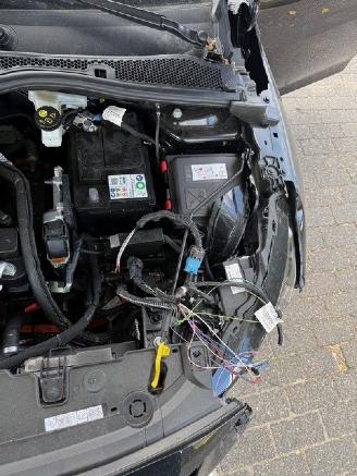 Peugeot e-208 EV  Allure 50kWh  Automaat picture 14