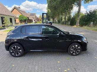 Peugeot e-208 EV  Allure 50kWh  Automaat picture 5
