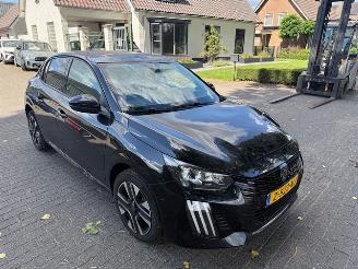 Peugeot e-208 EV  Allure 50kWh  Automaat picture 4