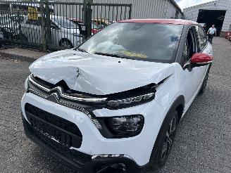 skadebil auto Citroën C3 PureTech Shine   ( 25955 KM ) 2021/7