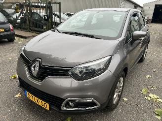 skadebil auto Renault Captur 1.2 TCe  Automaat 2014/4