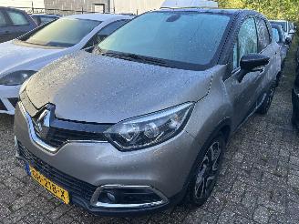 occasione autovettura Renault Captur 1.2 TCe  Automaat  ( schadevrij ) 2015/6