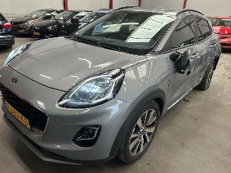 Vaurioauto  passenger cars Ford Puma 1.0 EcoBoost Hybrid Titanium X 2022/9