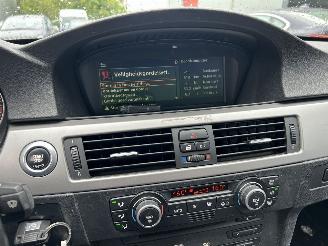 BMW 3-serie 318 D  Touring picture 7