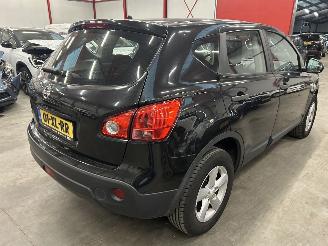 Nissan Qashqai 1.6 picture 5