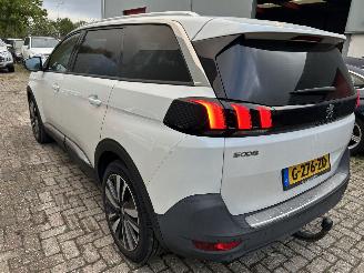 Peugeot 5008 1.2 PureTech Blue lease Premium picture 8